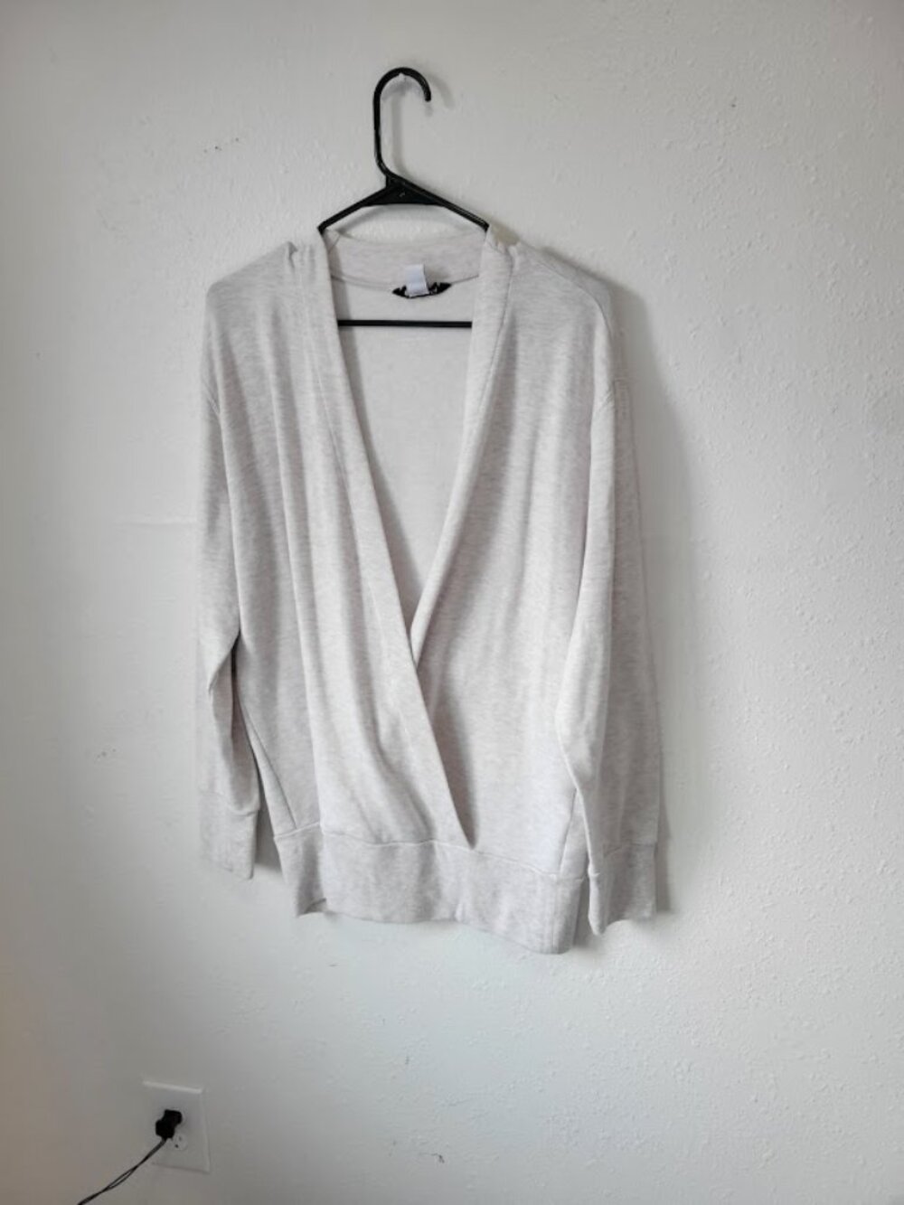 Athleta Women's Wrap Front Pullover Sweatshirt Size Medium
